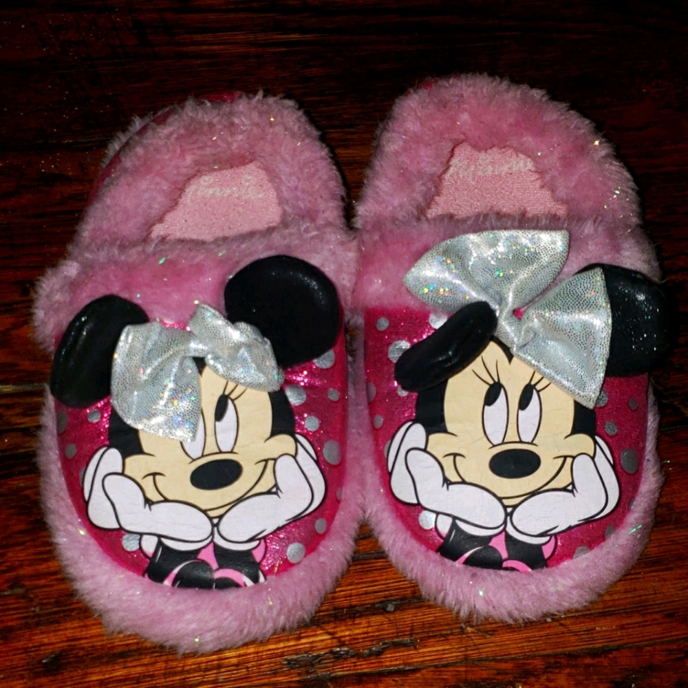 Minnie Mouse slippers